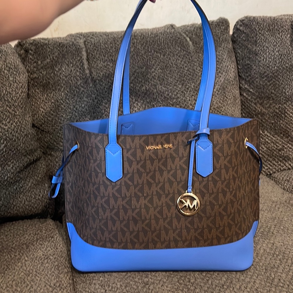 Michael Kors Tote